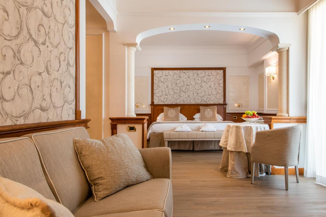 Grand Hotel Terme & Spa 몬테그로또테르메 외부 사진