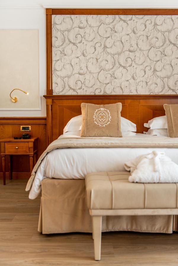 Grand Hotel Terme & Spa 몬테그로또테르메 외부 사진
