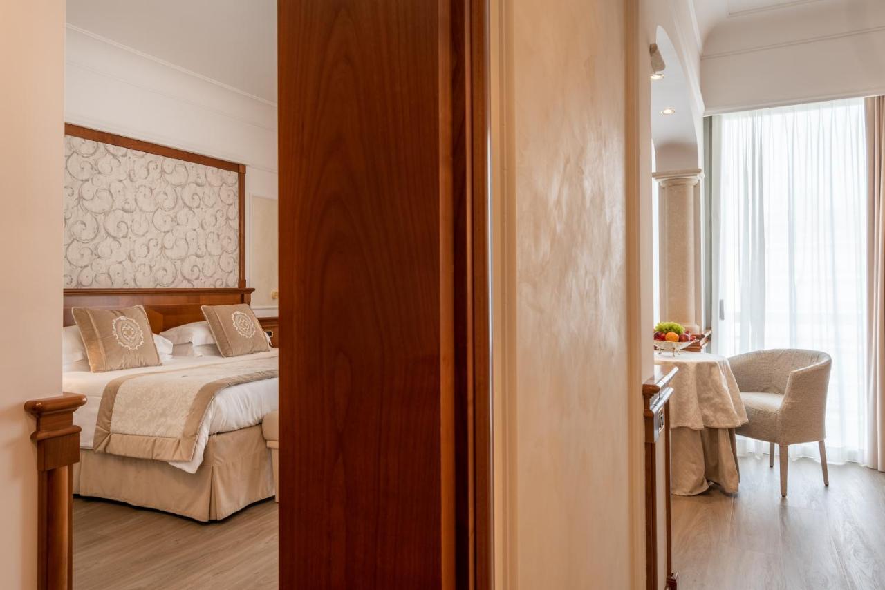 Grand Hotel Terme & Spa 몬테그로또테르메 외부 사진